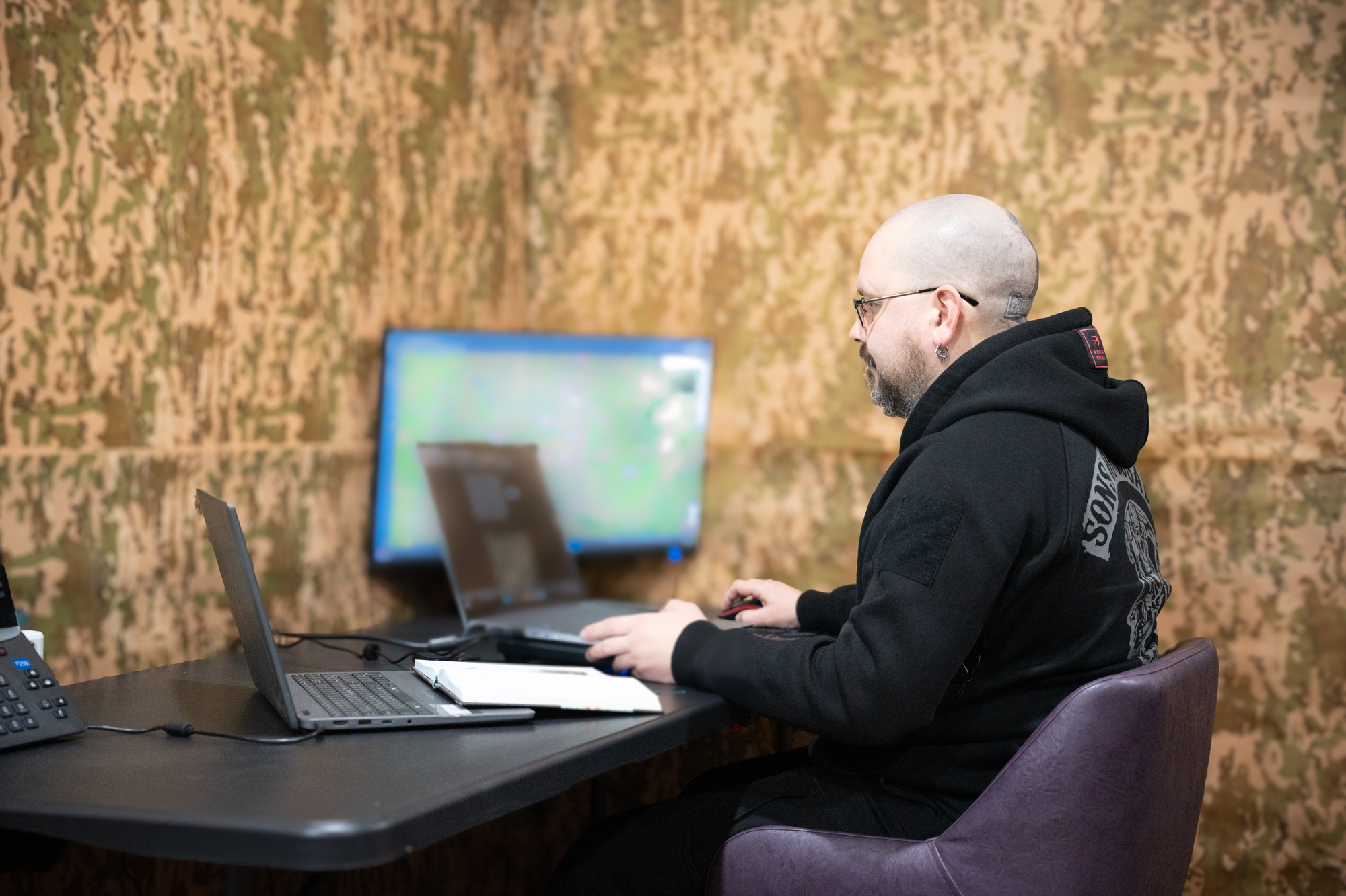 Аналітики К-2 у роботі